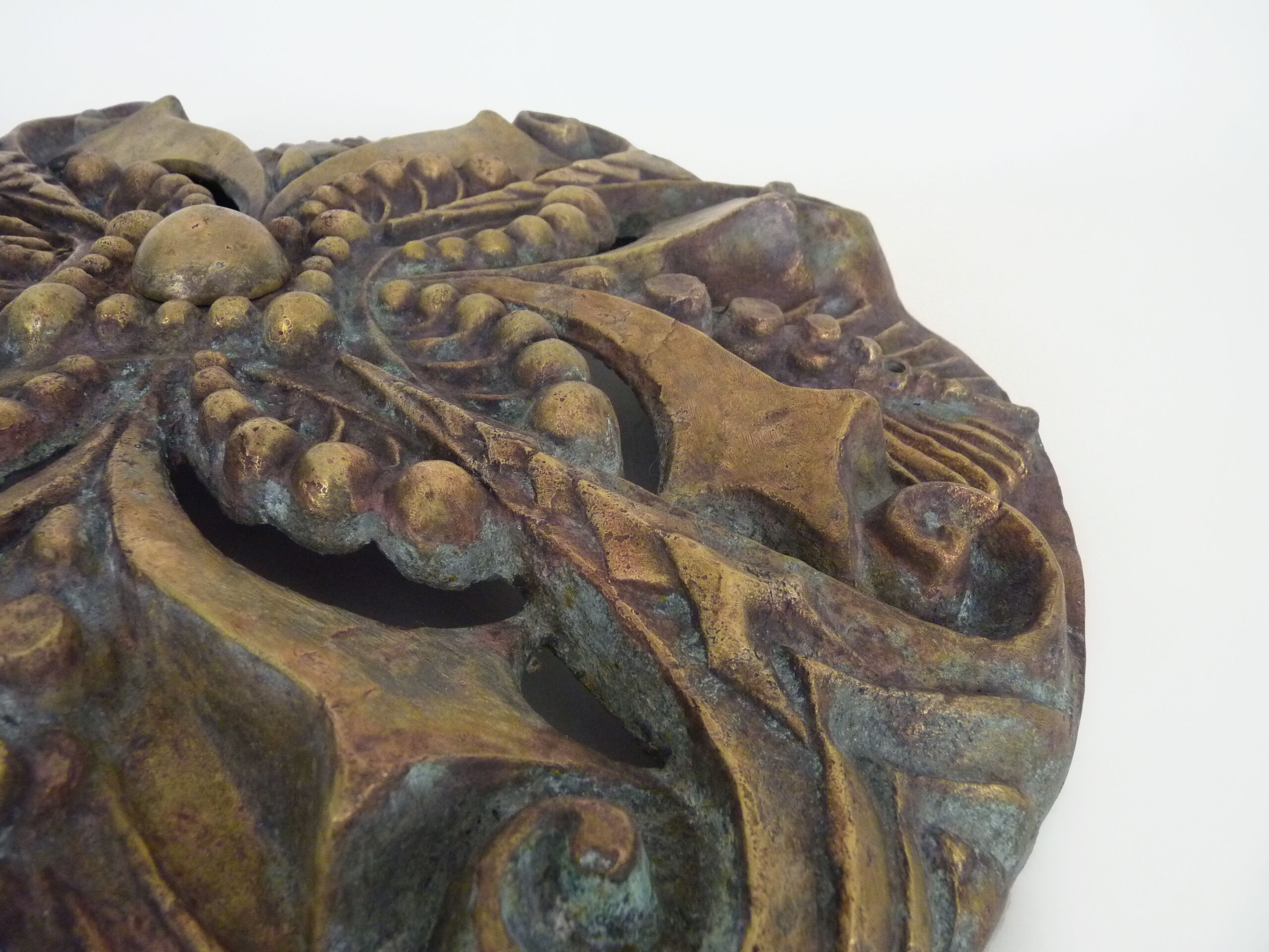 Openwork bronze wall lamp signed MC, 50s