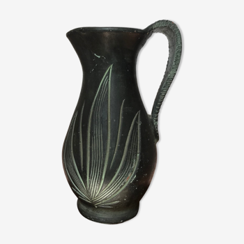 Pitcher