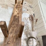Table basse primitive en bois massif