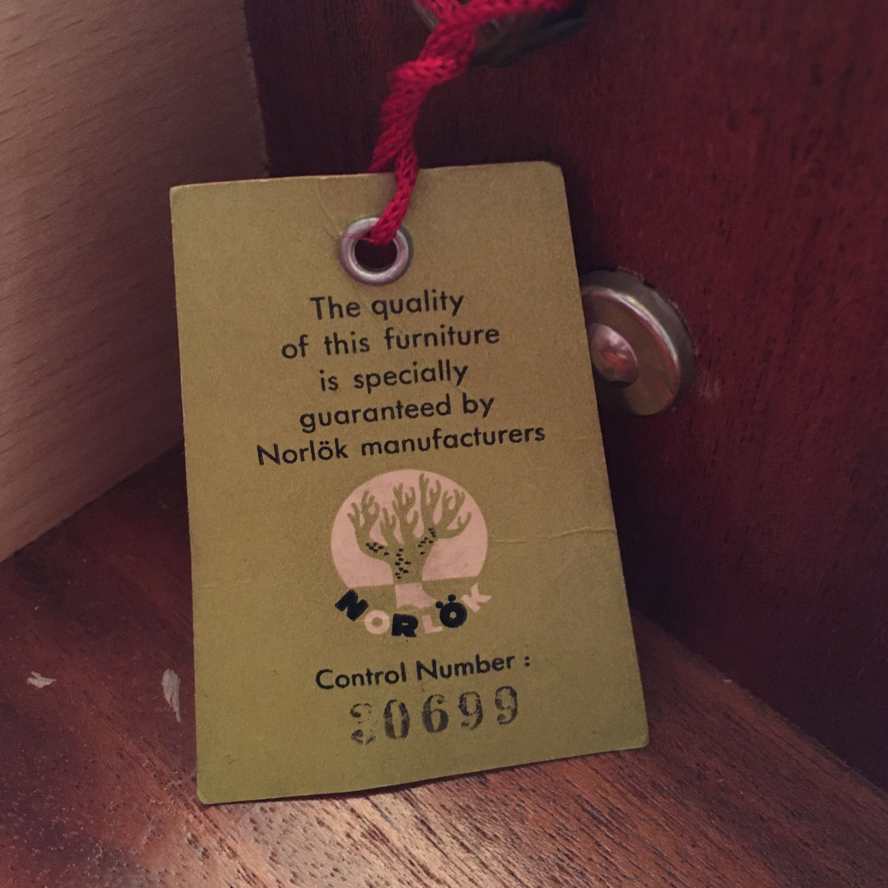 Vintage 70s chest of drawers