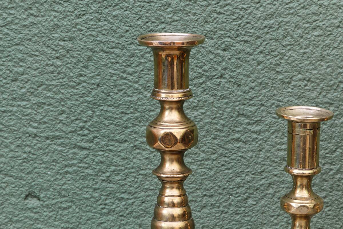 Set of 4 brass candlesticks, England, late 19th century