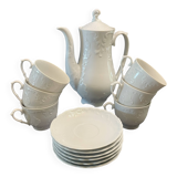 Porcelain cups with bowl and pitcher