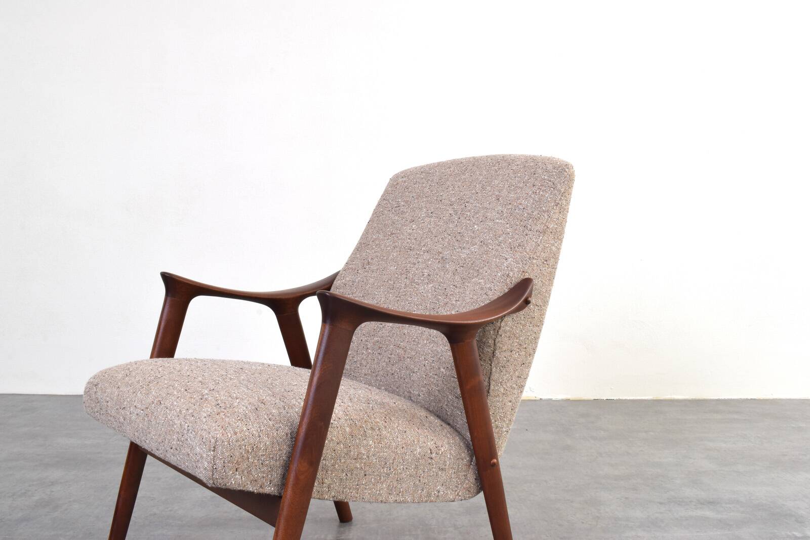 Mid-Century „Tenor” Teak & Boucle Armchair from Møre Lenestolfabrikk, 1960s