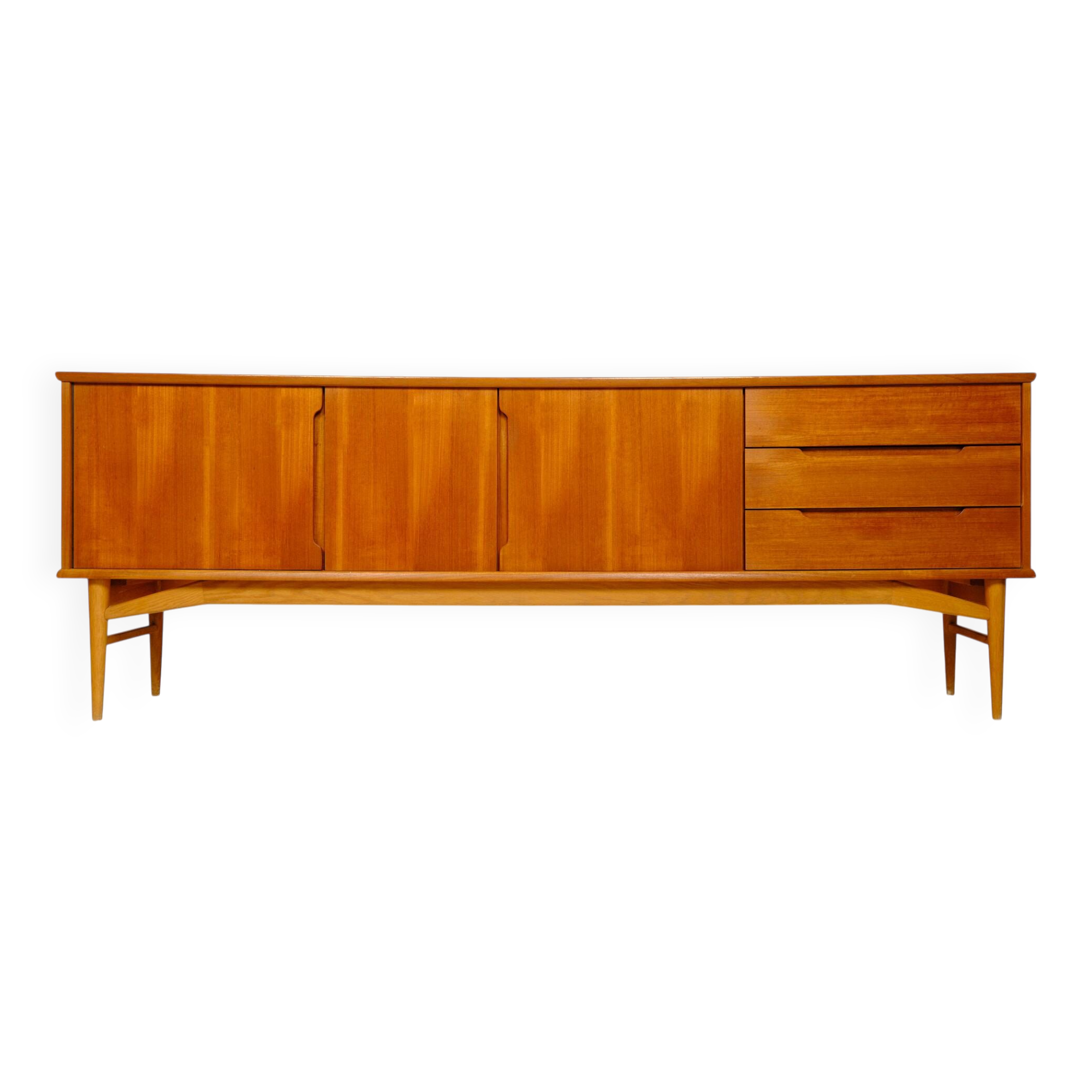Teak enfilade, Fredericia, by Borge Mogensen, built around 1970.