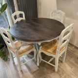 Round dining table and chairs set