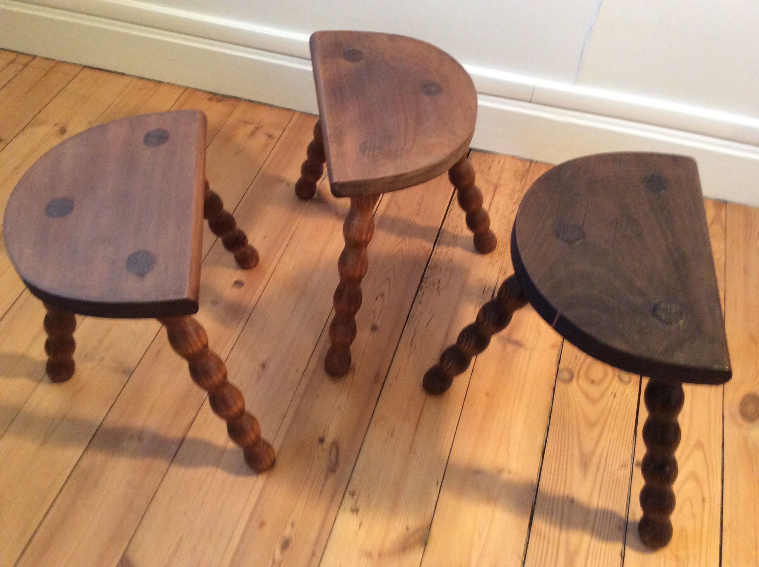 3 tripod stools