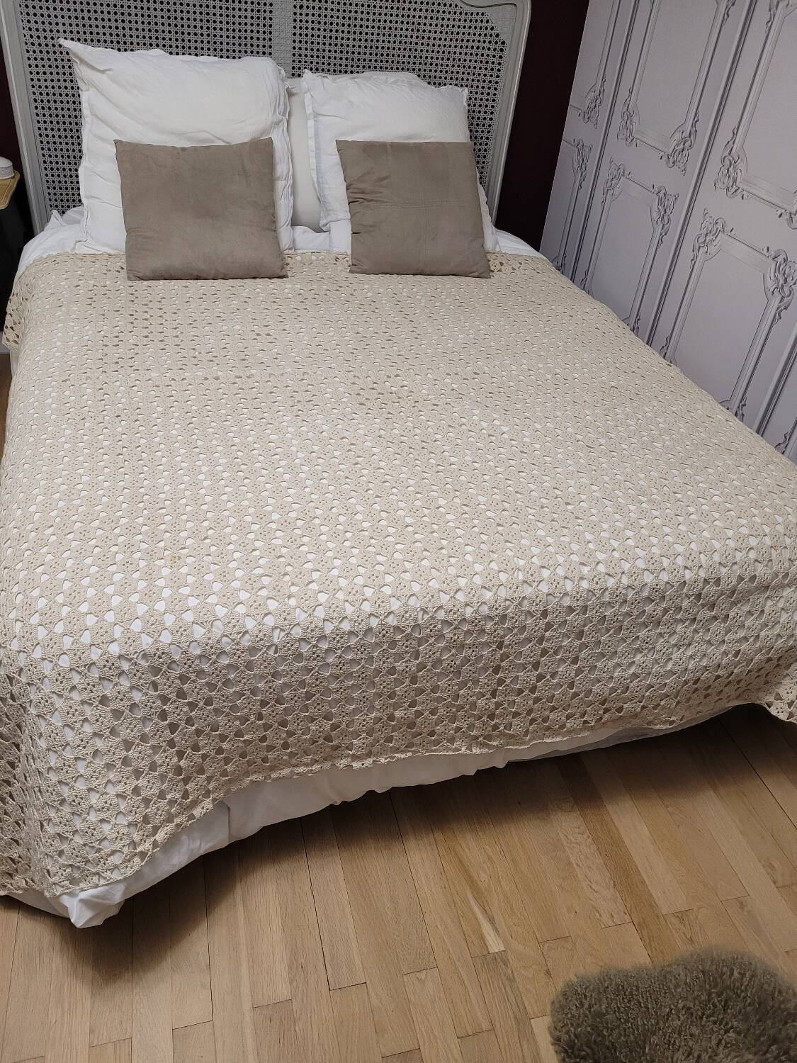 Couvre lit en crochet couleur ficelle