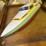 Boat basin style boat