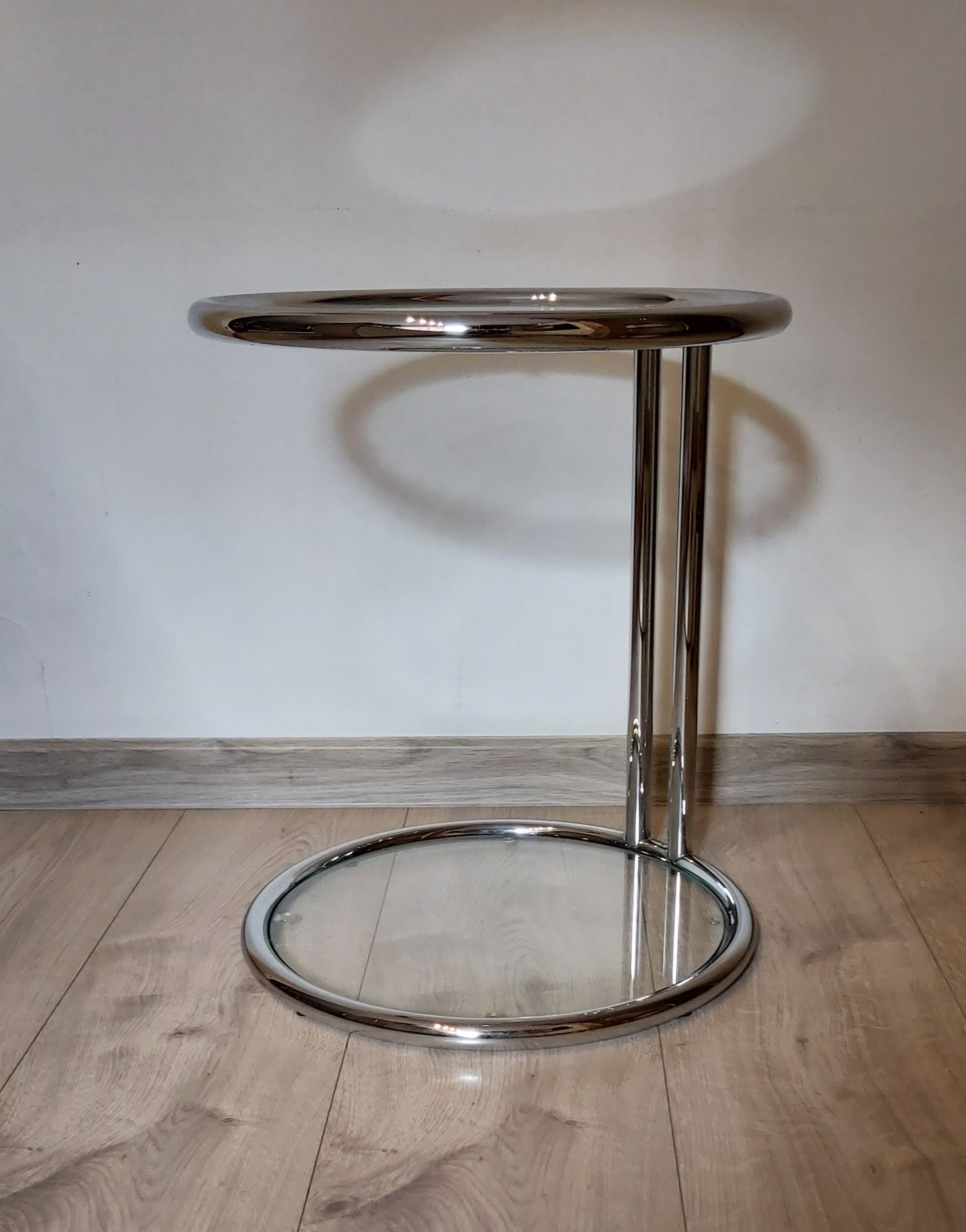 Table d’appoint années 1980