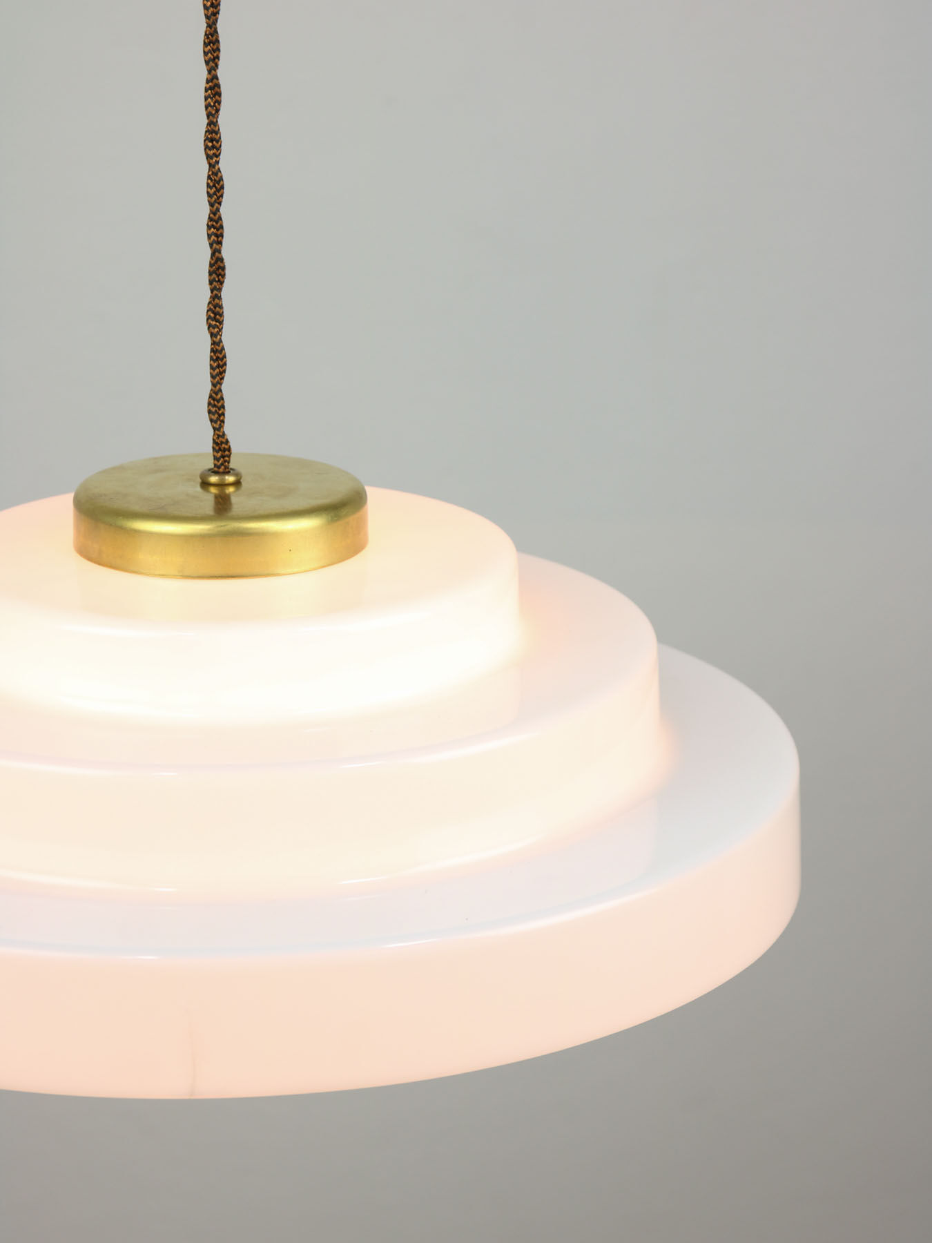 Mid-century cascade brass and plexiglass pendant lamp