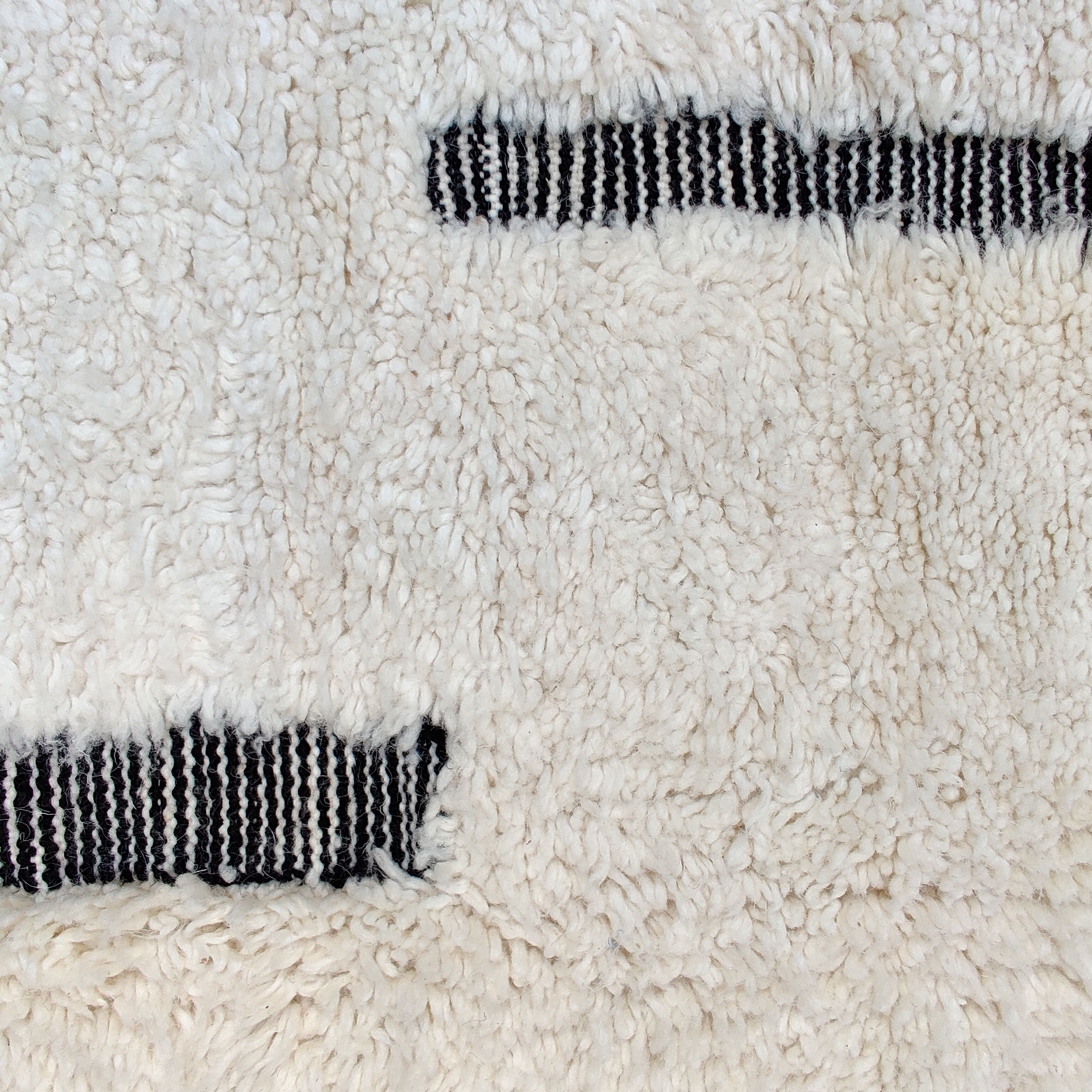 Tapis berbère beni ouarain graphique 200 x 300 cm