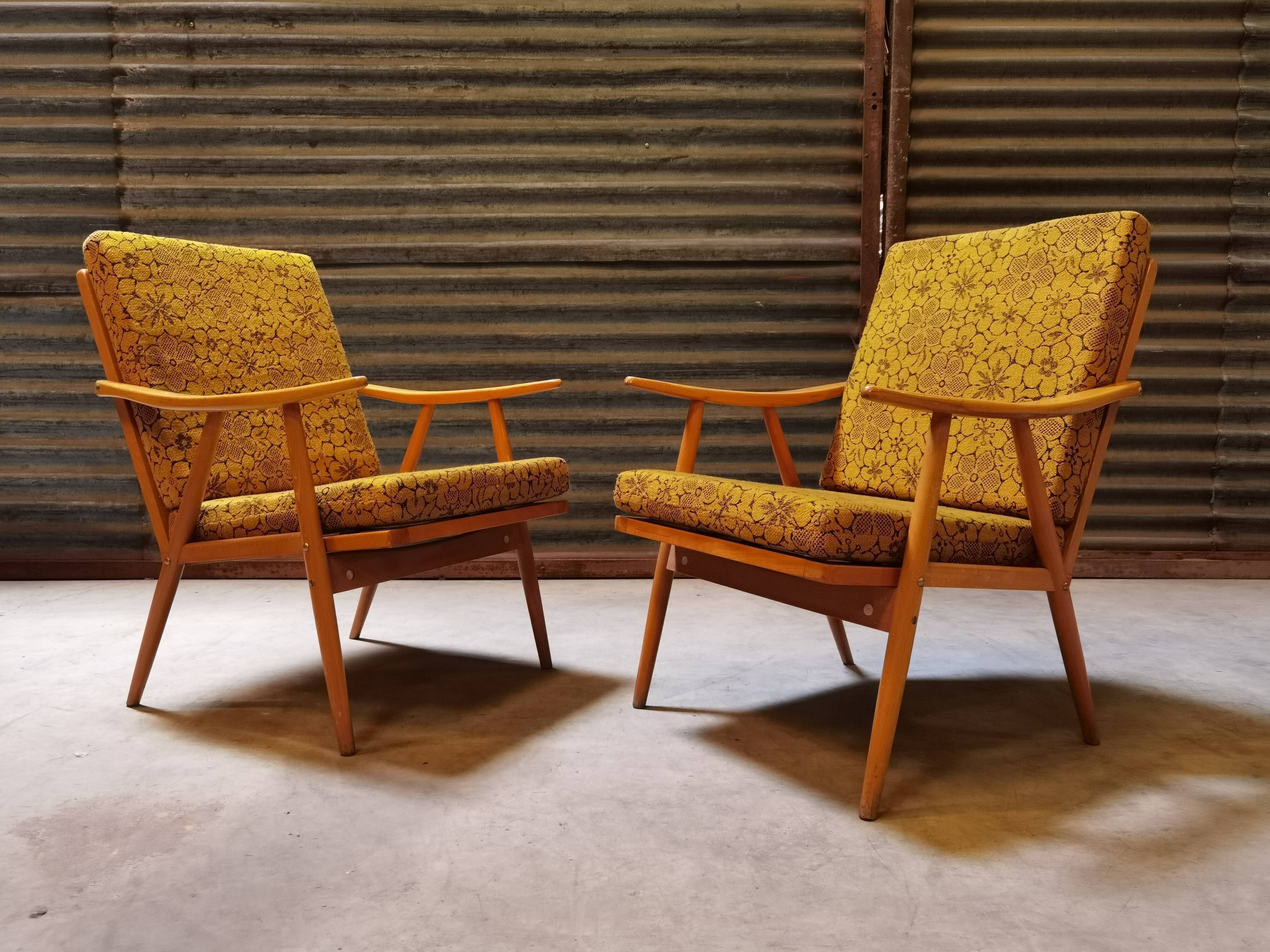 Pair of armchairs Ton Bystřice model Boomerang by Antonin Suman 1960