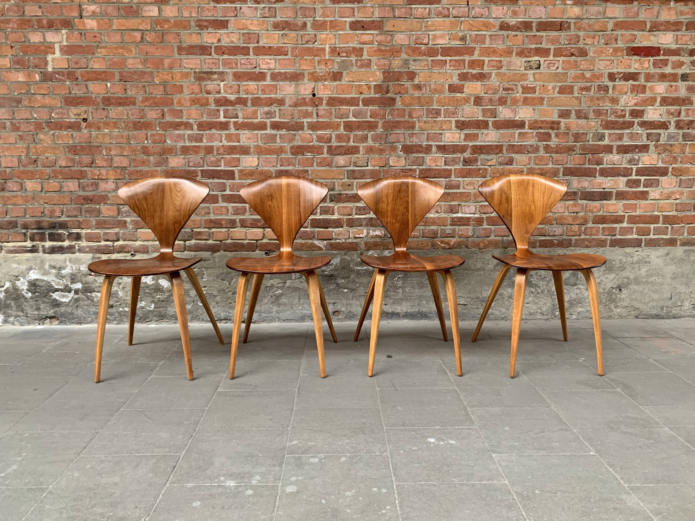 Set of 4 Norman Cherner chairs for Plycraft USA in teak, 1960s