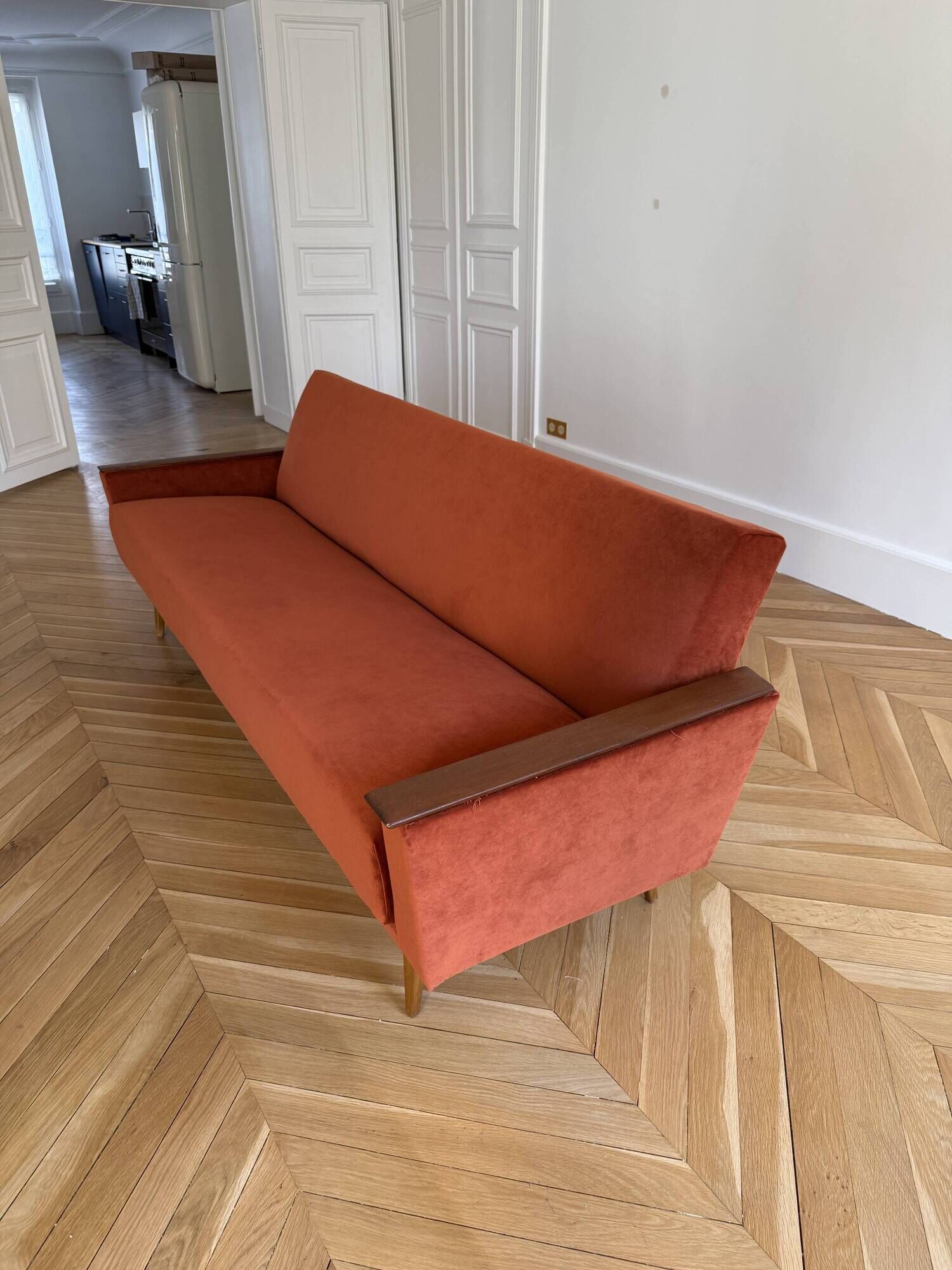 1960s three-seater daybed canapé