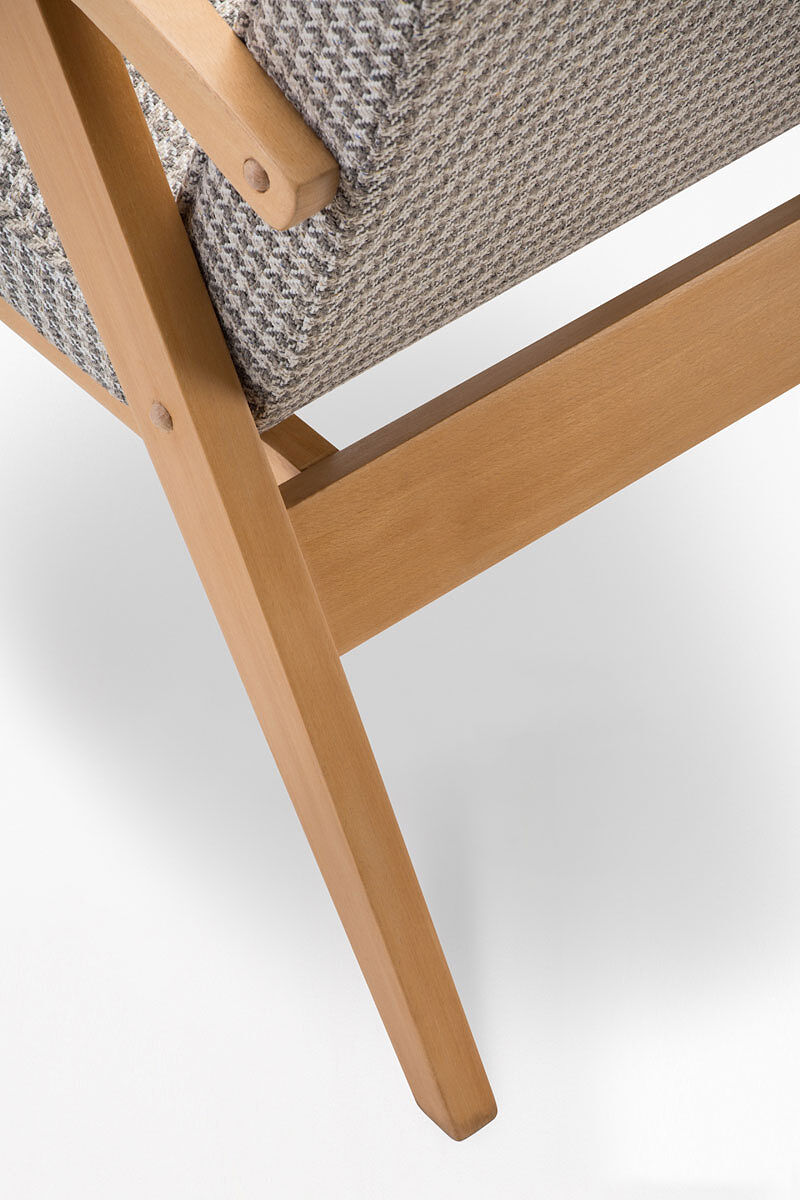 Pair of type 300-123 Puchały armchairs