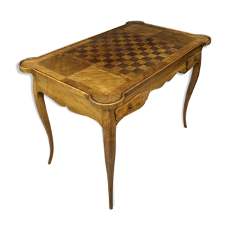 Louis XV's tric trac table in walnut and noble wood marker