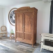 Wardrobe, oak linen cupboard from 1920.