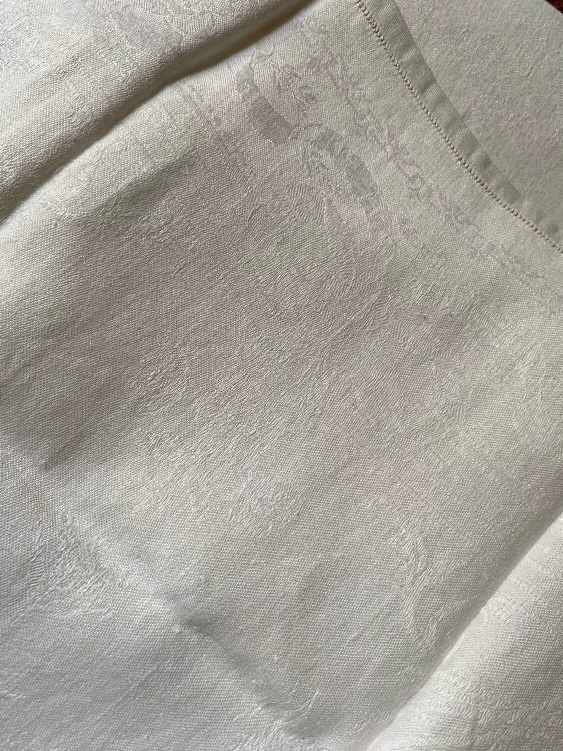 6  serviettes de table en fil de coton damassé blanc monogramme SL.