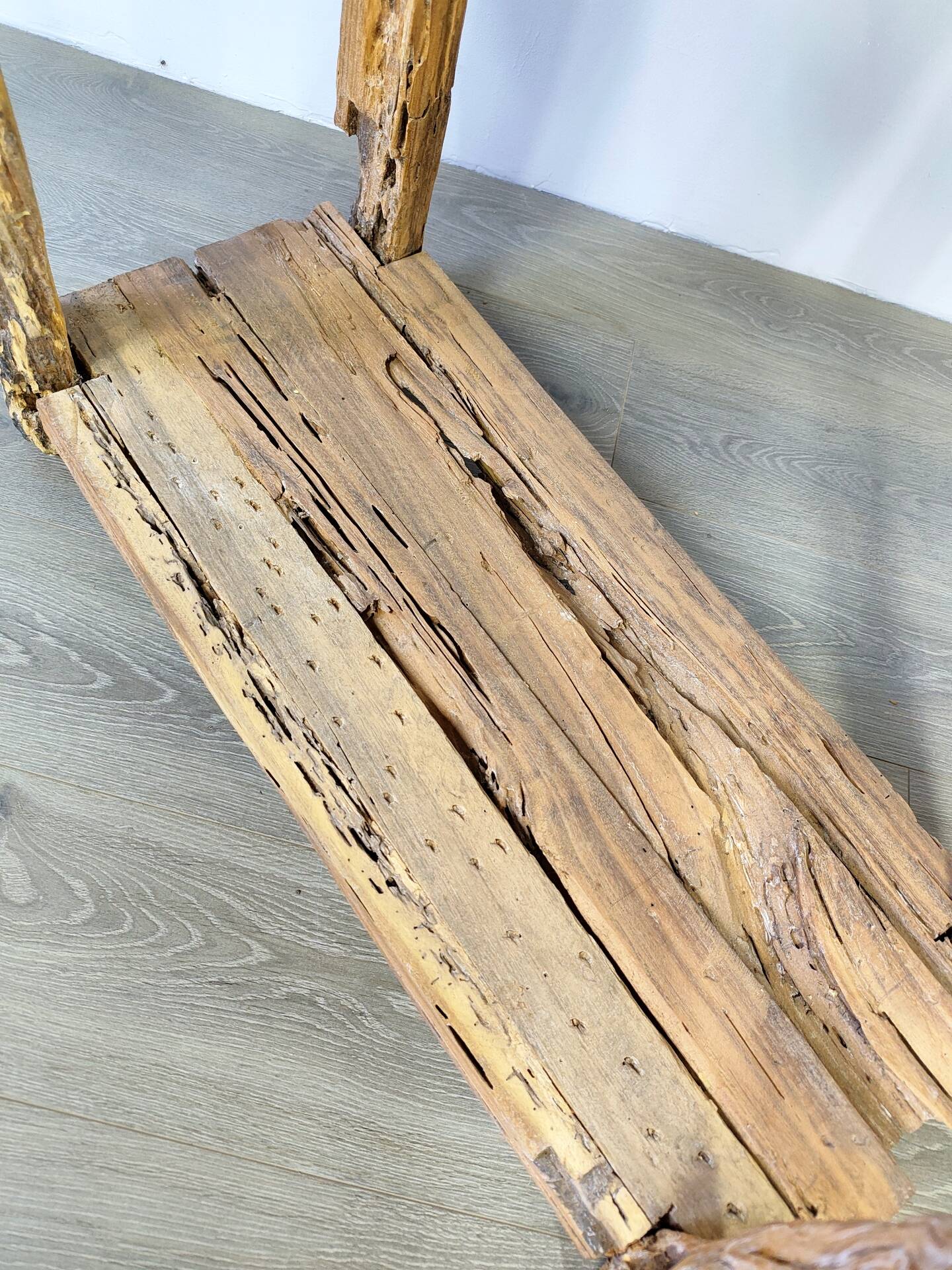 Petite console en bois brut ancien