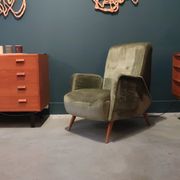 Italian armchair from the 50s
