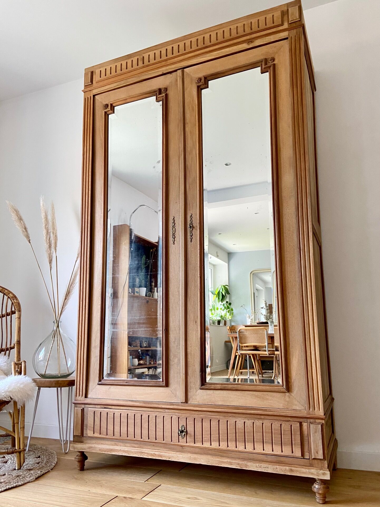 Louis XVI style cabinet in raw solid walnut