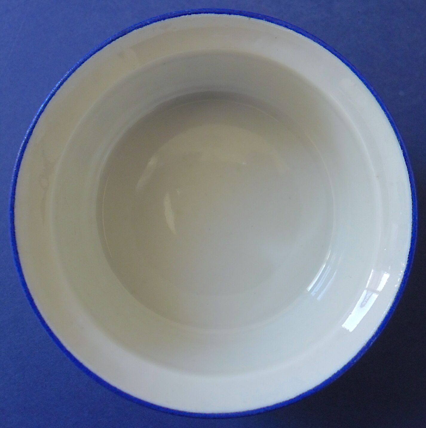 Suite of six porcelain ramekins decorated with barbels