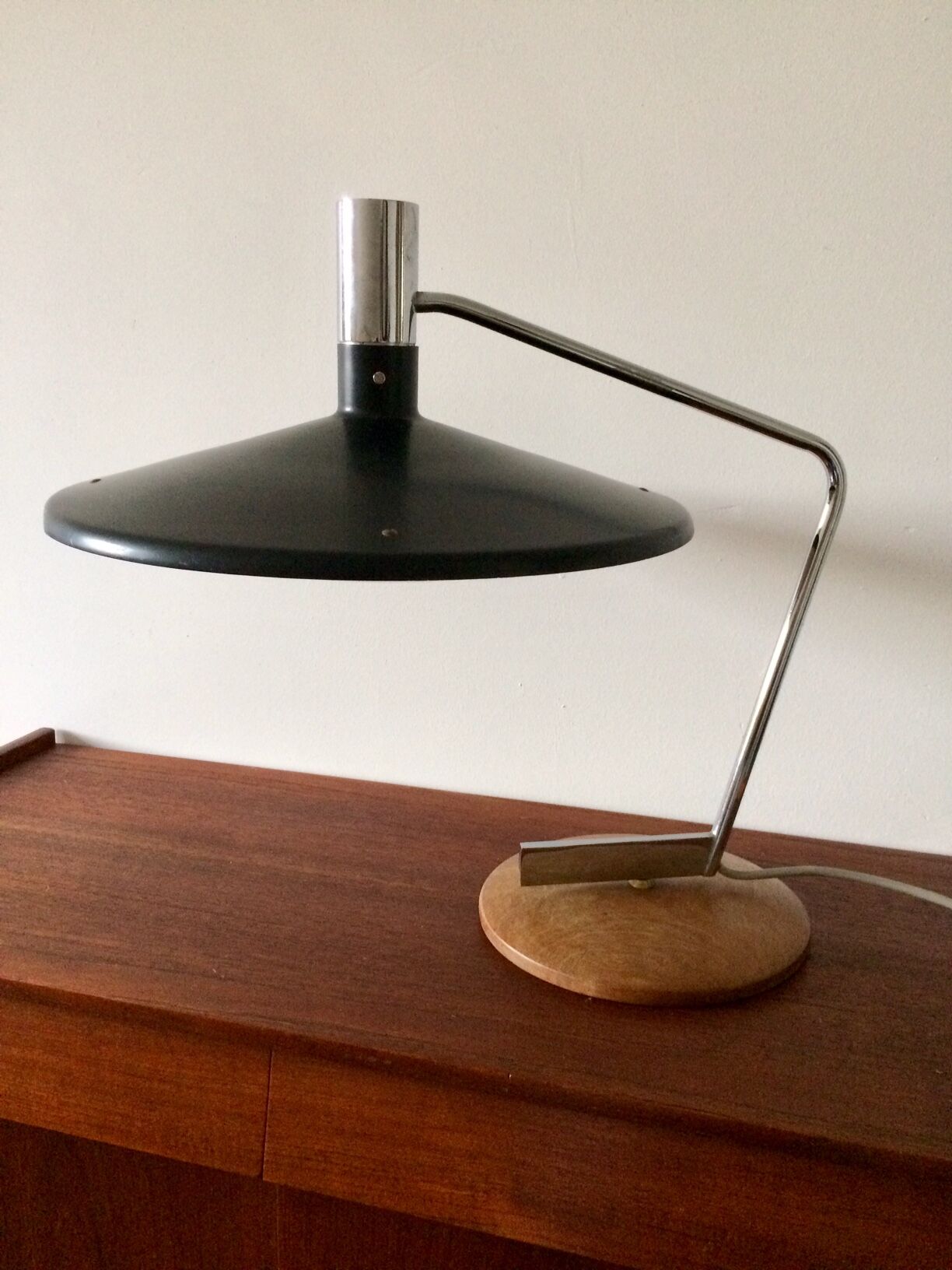 1960's desk lamp with turning base by George Frydman