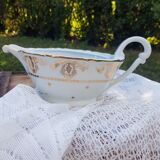 Porcelaine du berry gravy boat