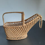 Door wicker bottles