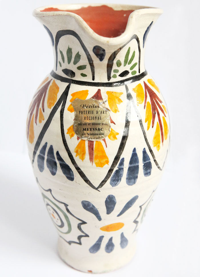 Meyssac folk motifs pitcher in Limousin