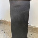 Metal bedside table from the 20s and 30s