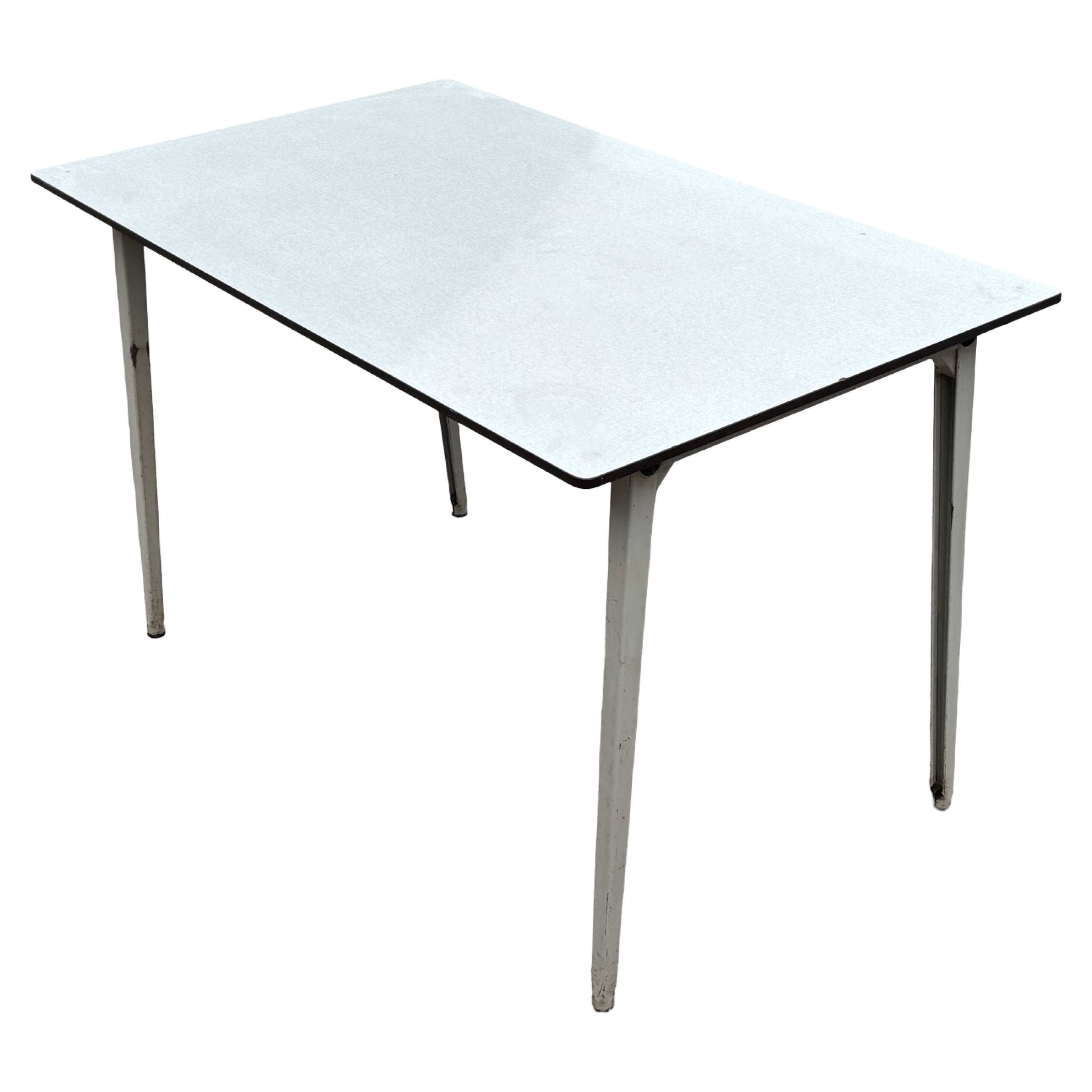 Vintage Reform dining table design Friso Kramer Ahrend de Cirkel