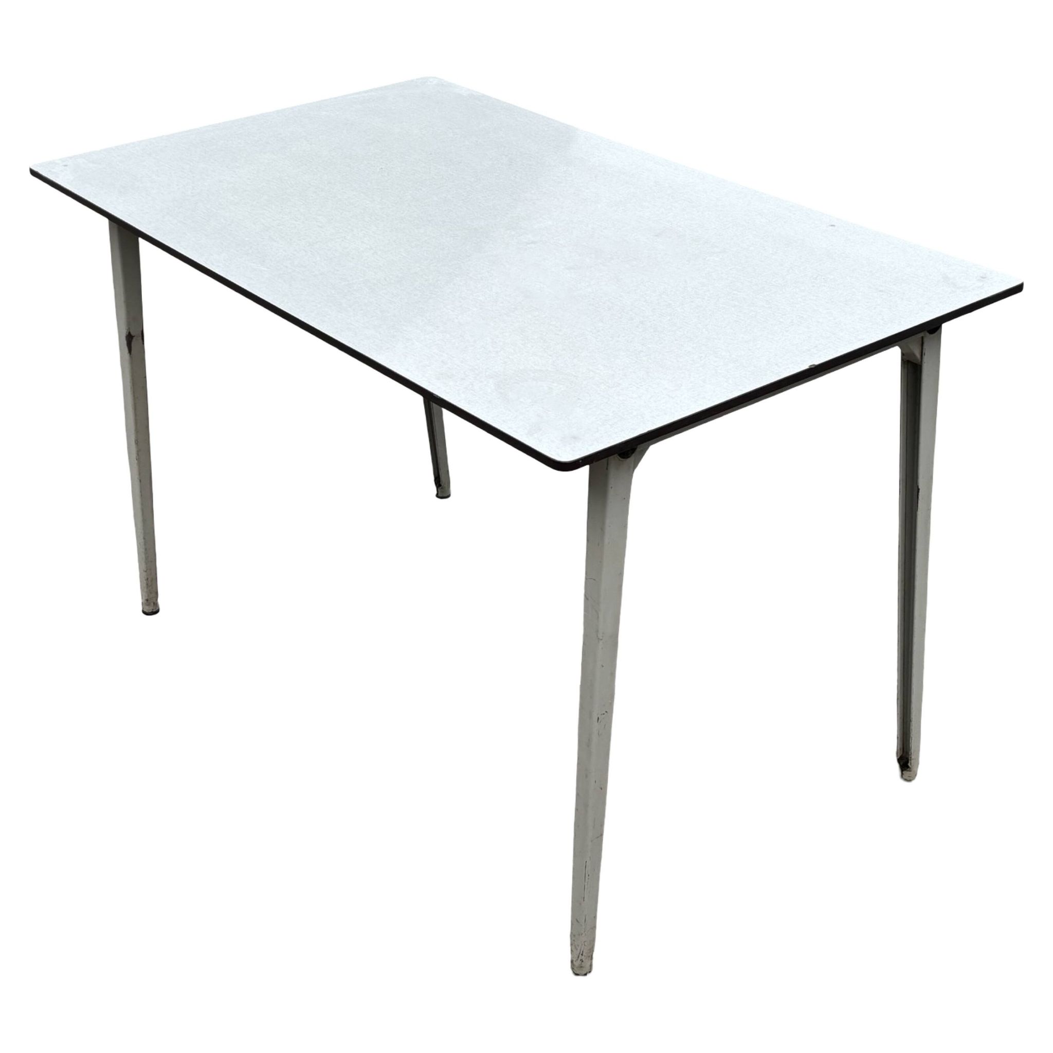 Vintage Reform dining table design Friso Kramer Ahrend de Cirkel