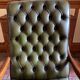 Fauteuil chesterfield en cuir vintage