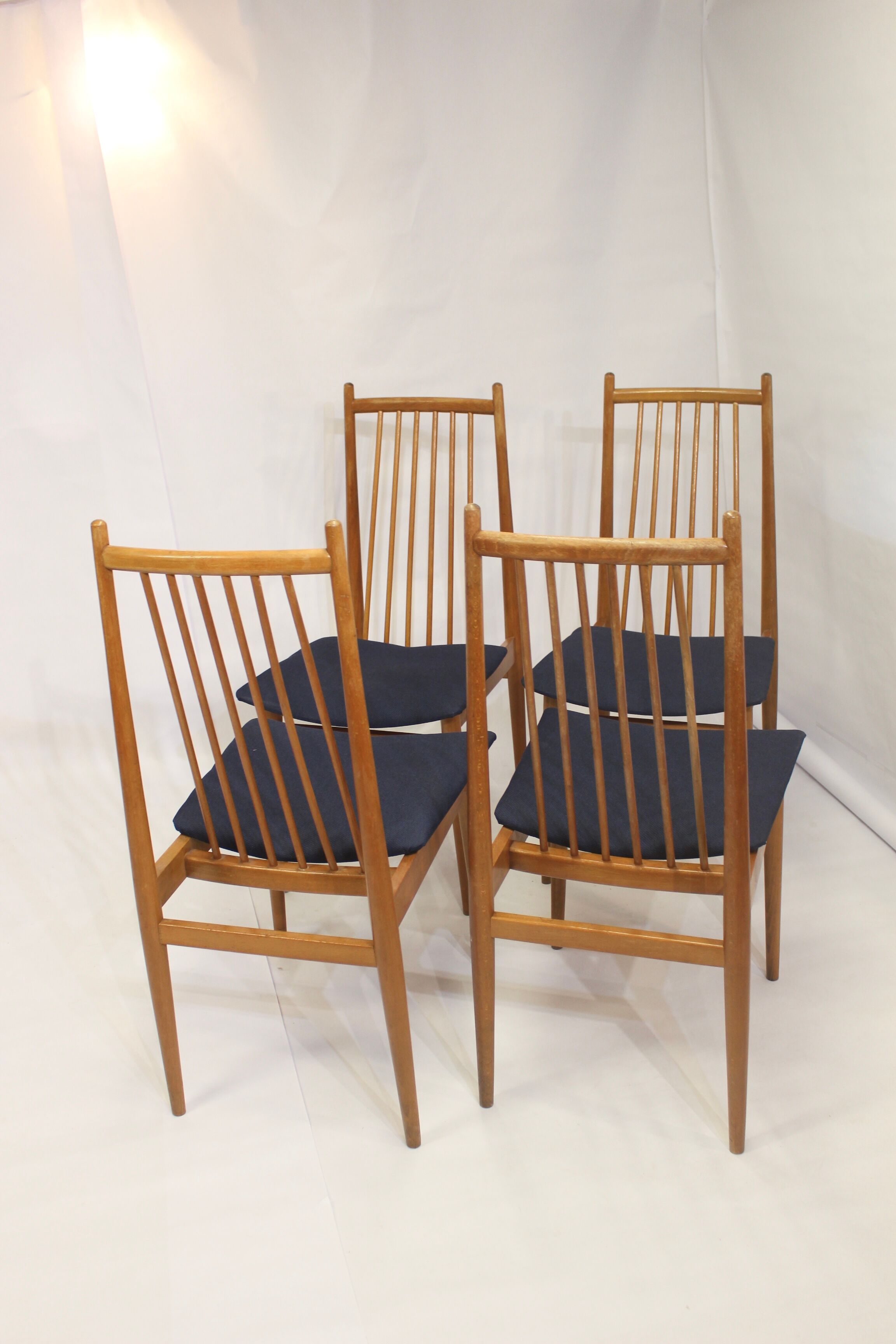 Set of 4 Scandinavian chairs year 70s