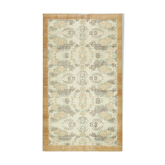 Hand-Knotted Vintage Turkish Beige Carpet 153 cm x 270 cm - 38926