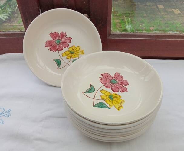 8 old hollow calotte plates