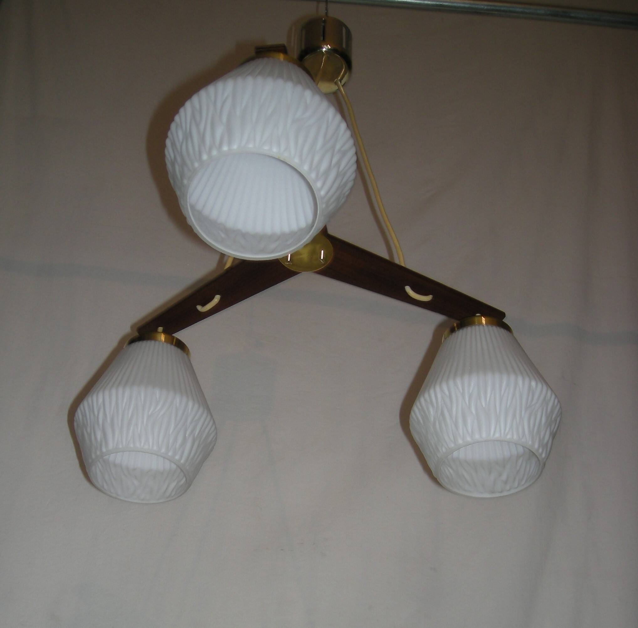 Suspension style scandinave des années 60
