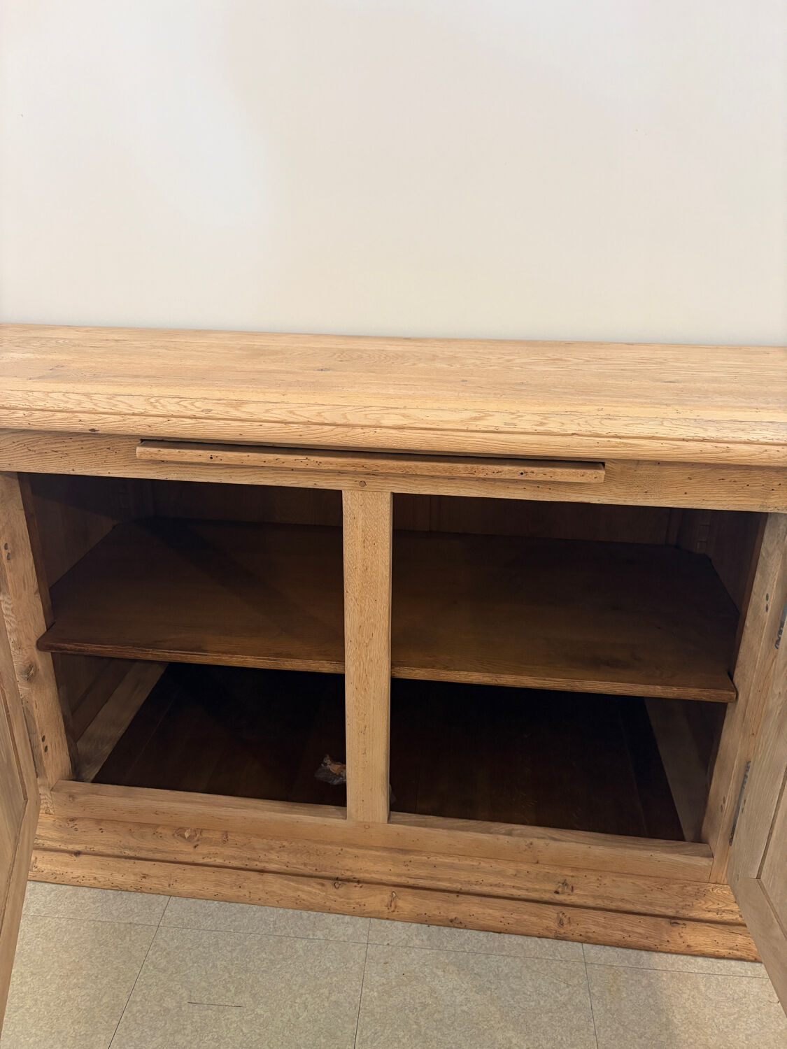Oak enfilade sandblasted
