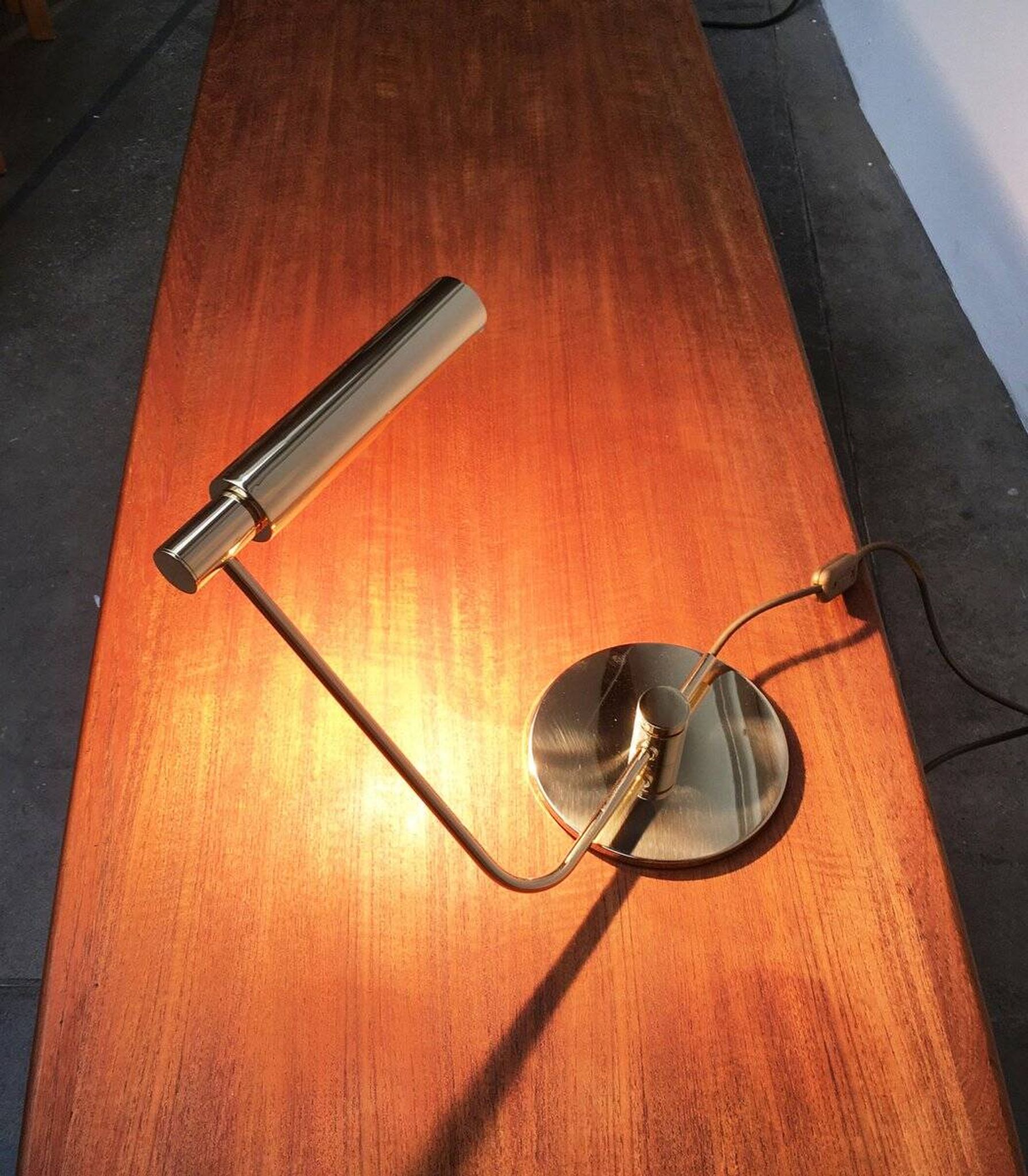 Mid-century minimalist brass table lamp by Rosemarie & Rico Baltensweiler for Baltensweiler.