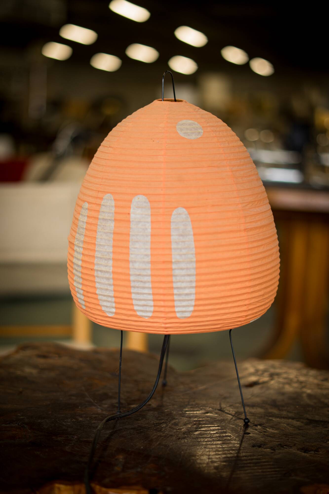 Akari Light 1AY table lamp by Isamu Noguchi