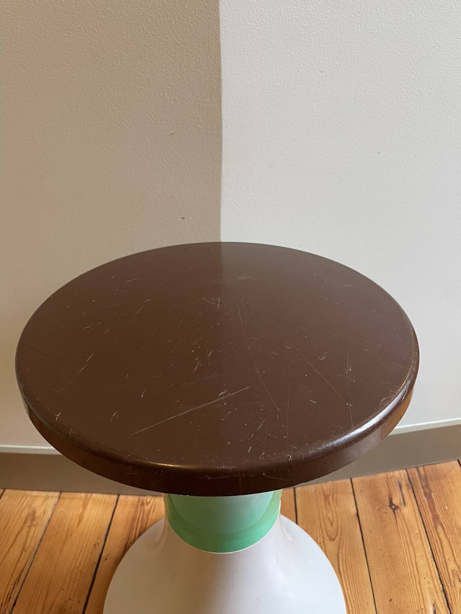 Tam Tam Stamp two-tone stool 70'.