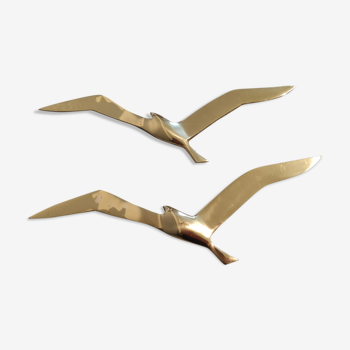 Solid brass seagulls with hooks on the back