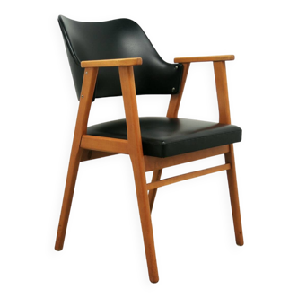 Vintage chair with skai armrests