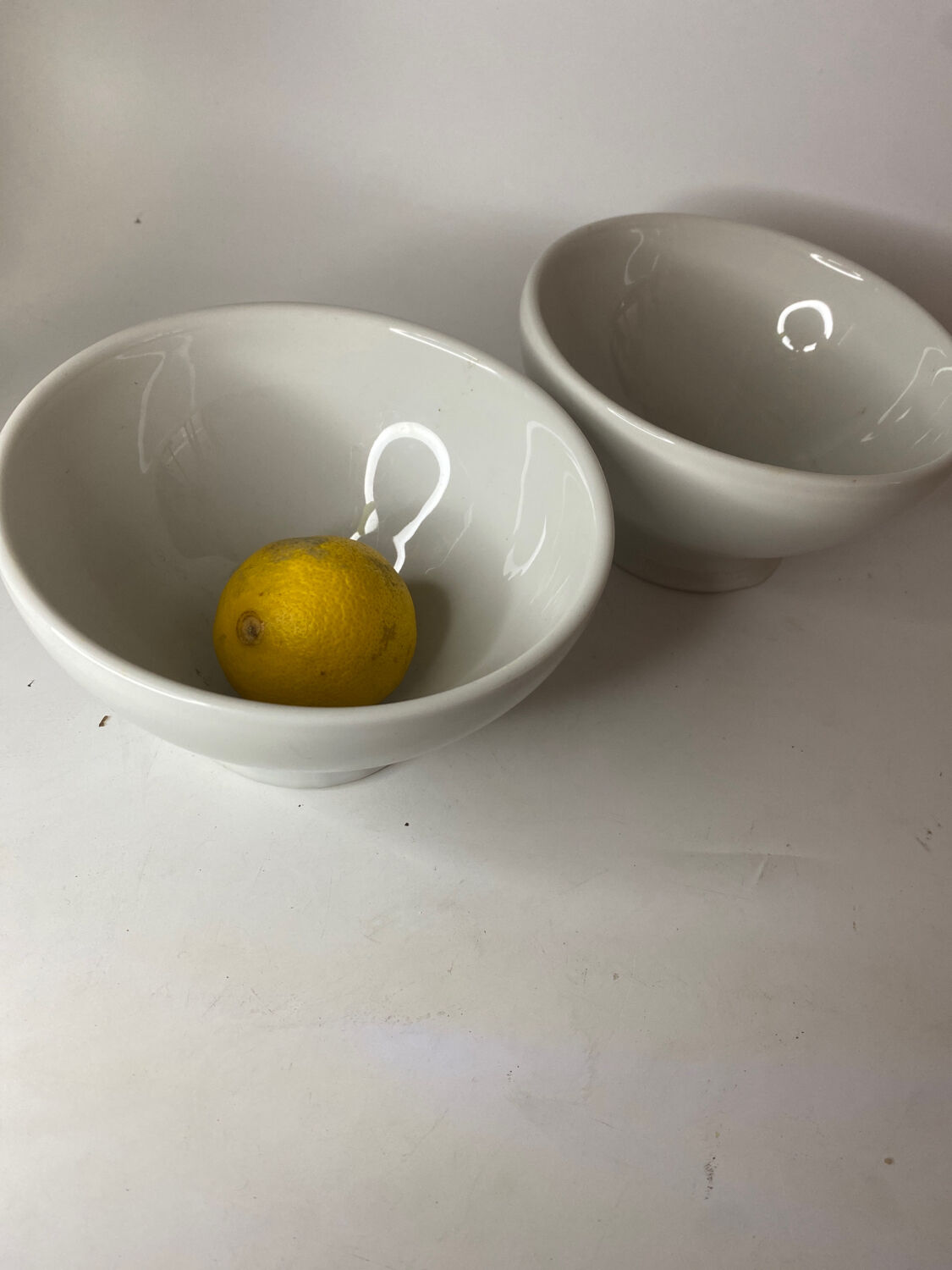 Porcelain bowl set