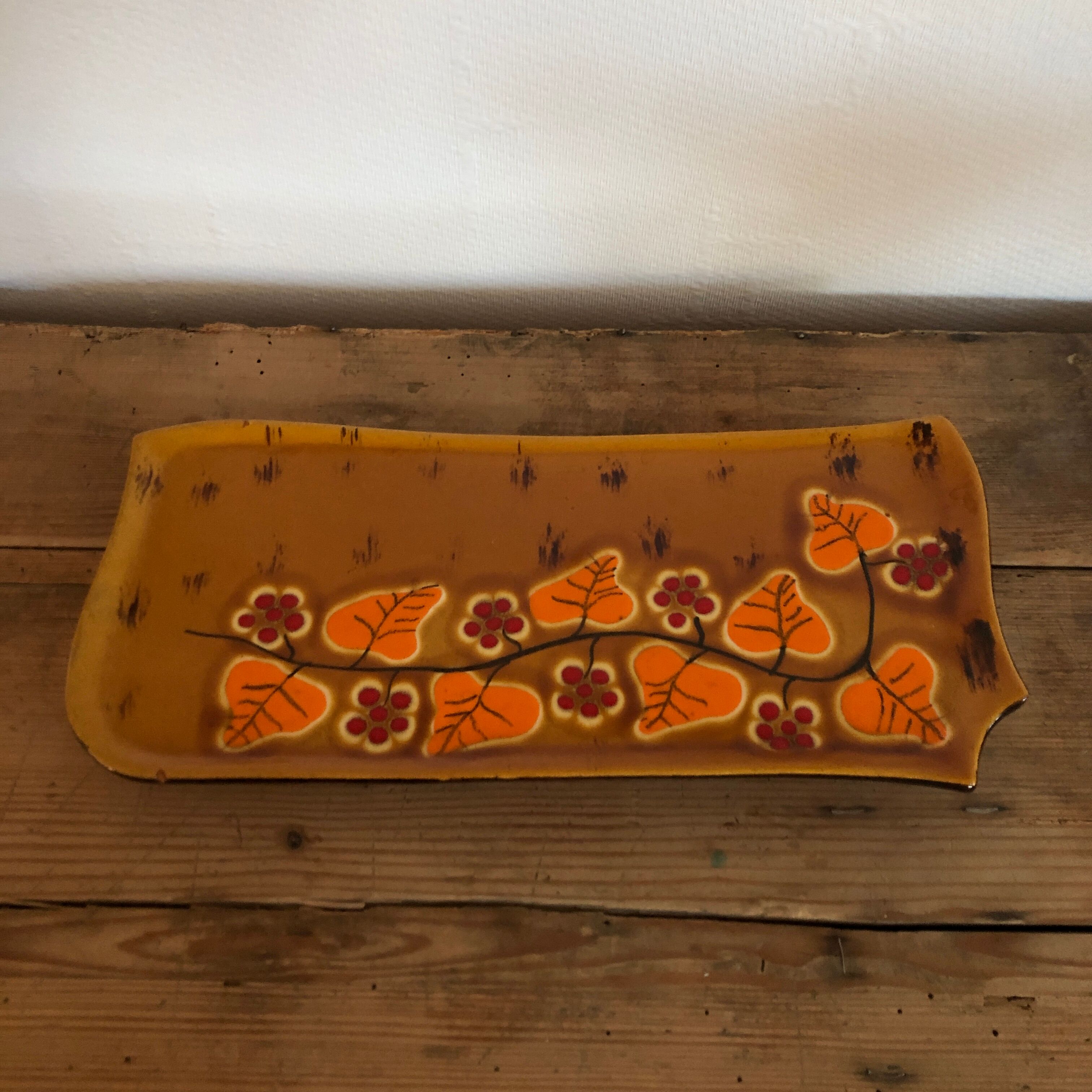 Cake dish
