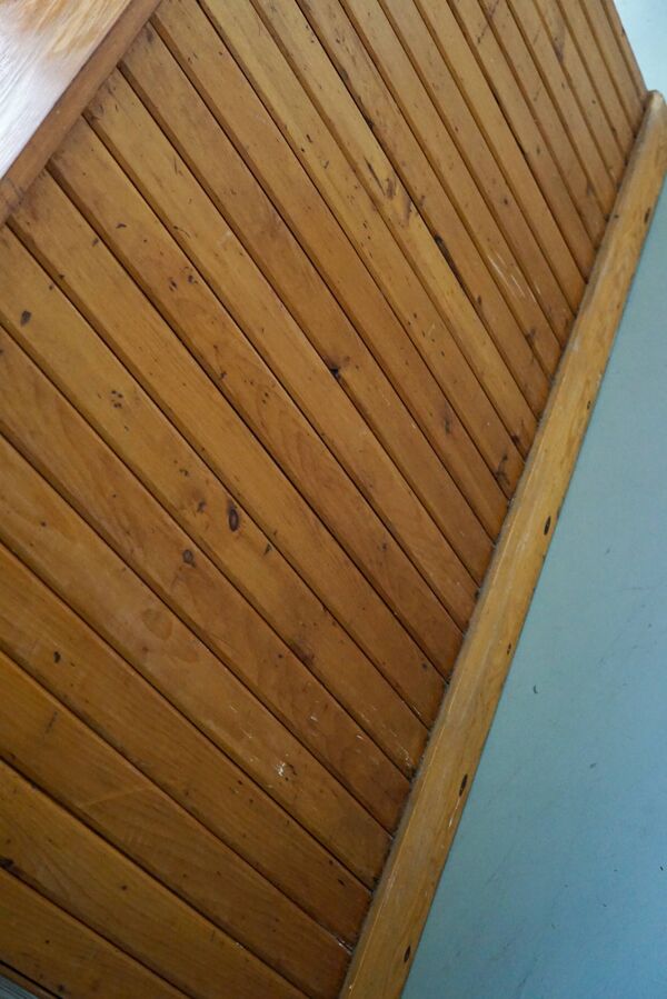 Cabinet de pharmacie en pin des Landes anglais / tiroir de plan, début du 20e siècle