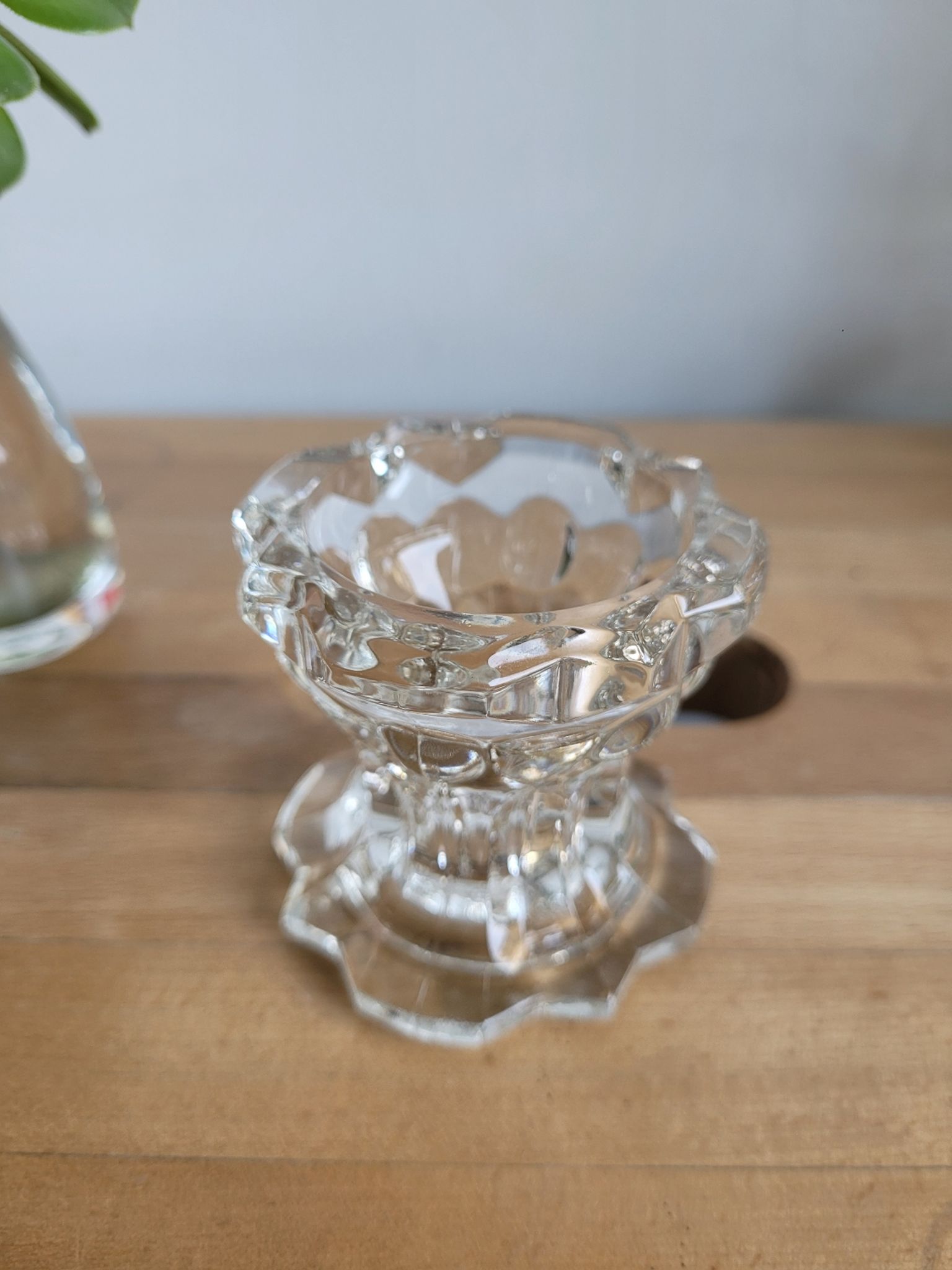 Low chandelier in Reims glass