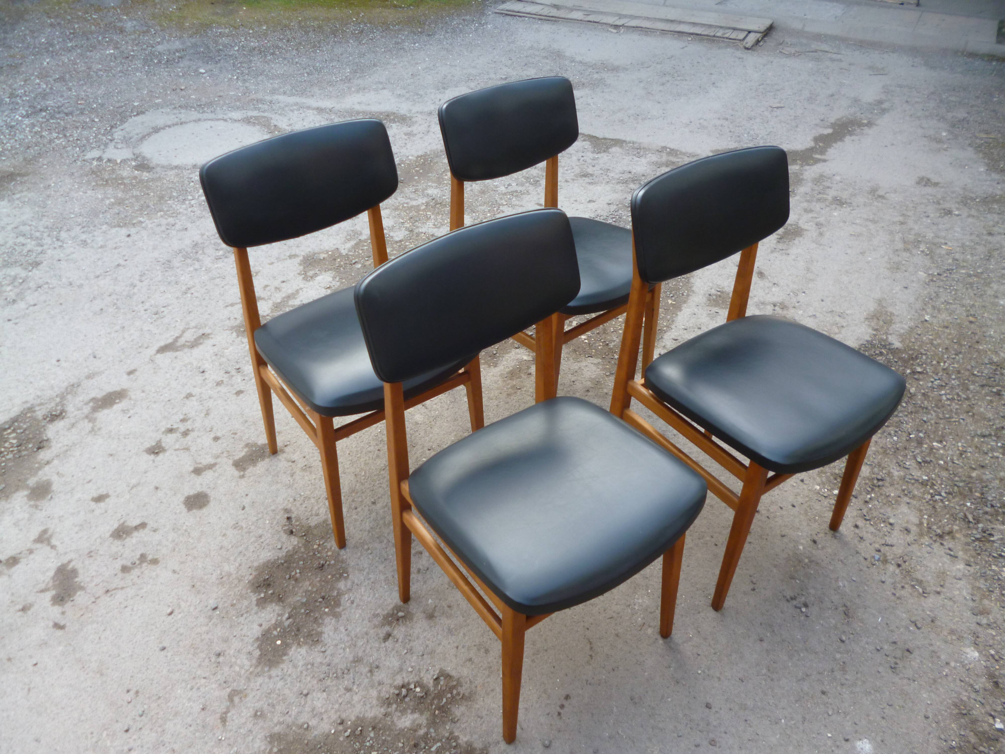 4 scandinavian chairs