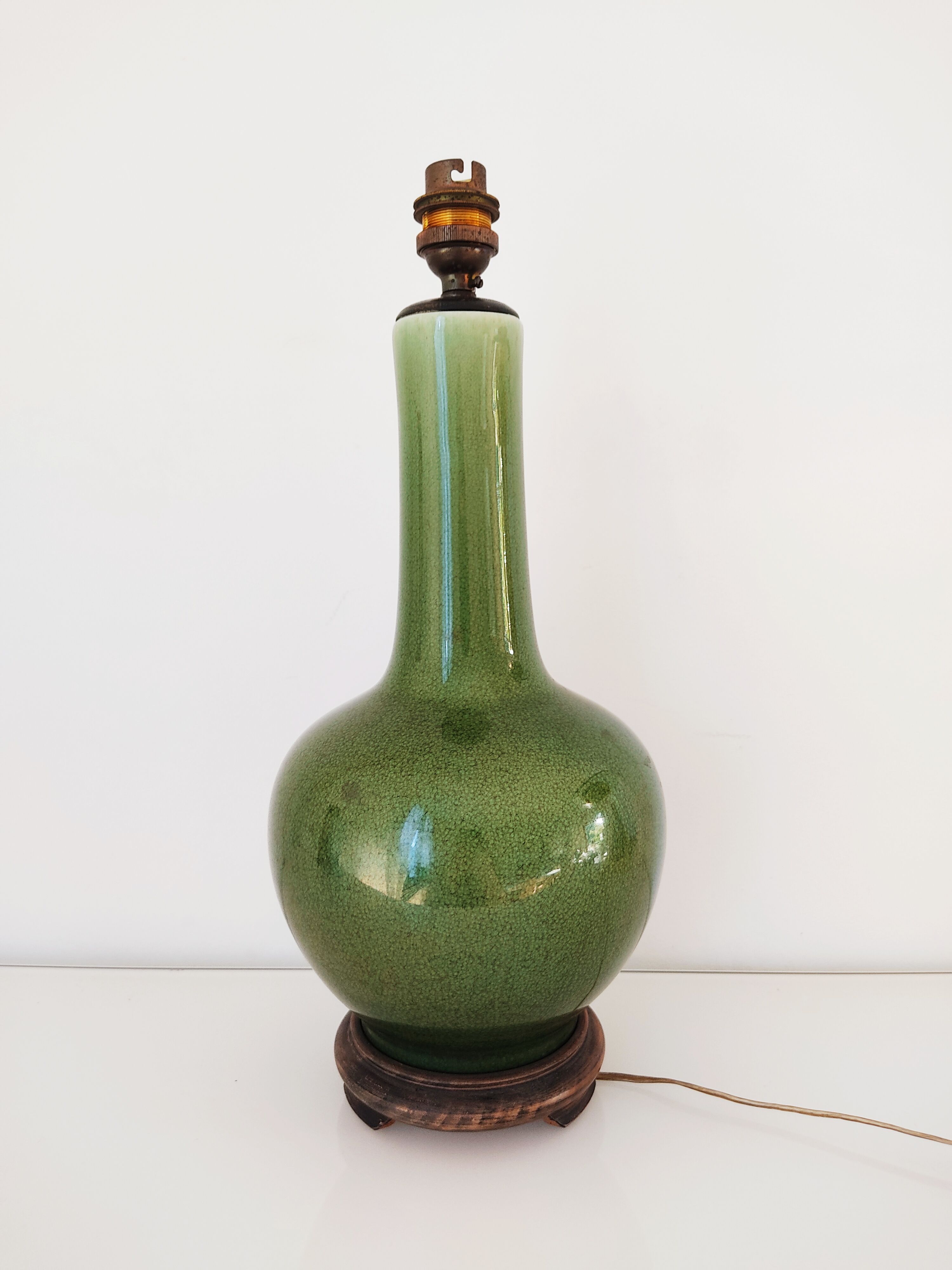 Green ceramic lamp foot
